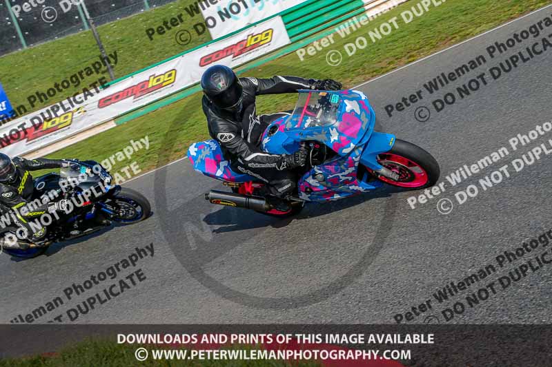 PJM Wedding Photography;enduro digital images;event digital images;eventdigitalimages;mallory park;mallory park photographs;mallory park trackday;mallory park trackday photographs;no limits trackdays;peter wileman photography;racing digital images;trackday digital images;trackday photos